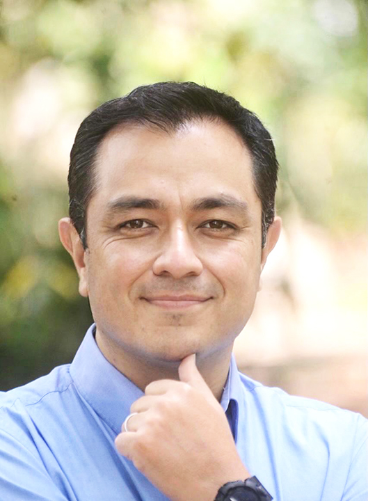 Américo Zúñiga Martínez, de Va por Jalapa, inició su campaña a la diputación por Jalapa urbano, este domingo.